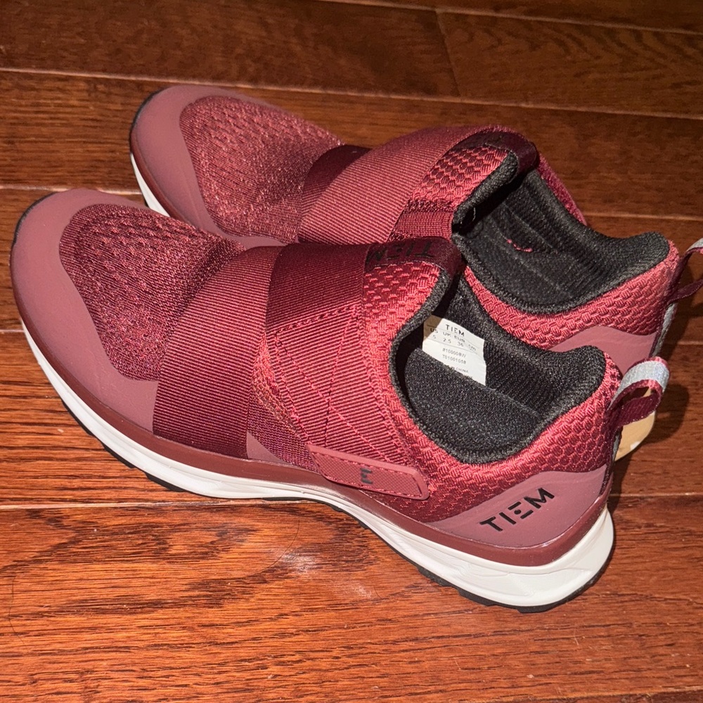 TIEM Women's Cycling Shoes - Merlot